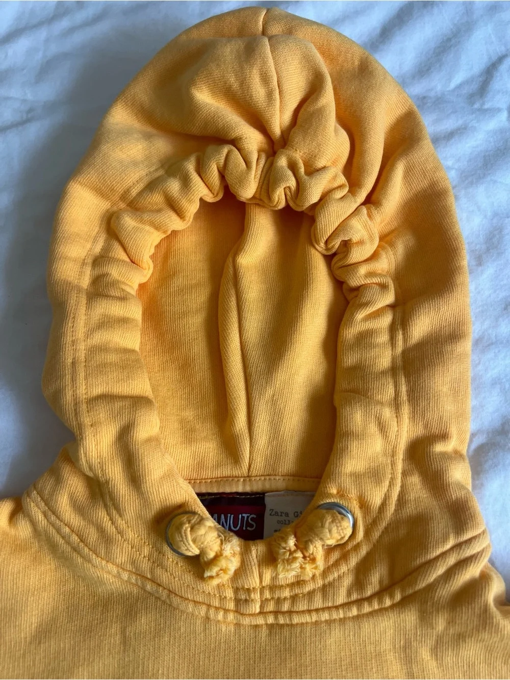 Kids Yellow Hoodie Top with Snoopy Graphic size 5 NWOT